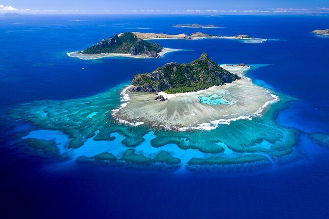 Blue Lagoon Cruises - Explorer Cruise - 3 Nights - Port Denarau to M.V. Fiji Princess: boarding day and the Malamala add-on