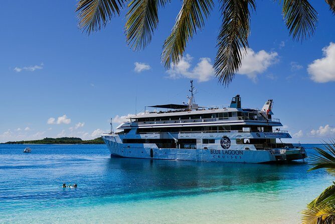 Blue Lagoon Cruises - Wanderer Cruise - 4 Night - Cabins on M.V. Fiji Princess: windows, decks, and living small