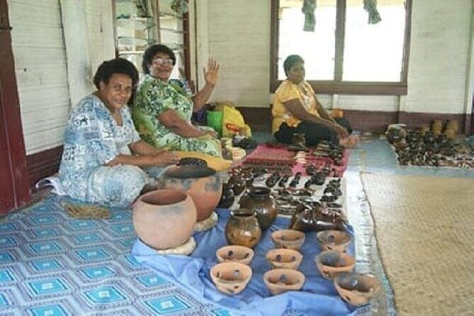 "Coral Coast Adventure: Pottery, Kava, Meke, Dunes & Temple'' - Sigatoka municipal market: local produce, quick chat time