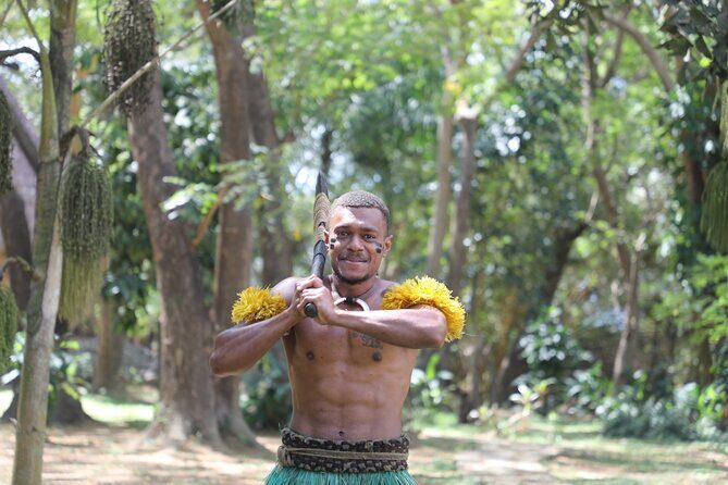 Cultural Day Tour - Authentic Fijian lunch: included, but simple by design
