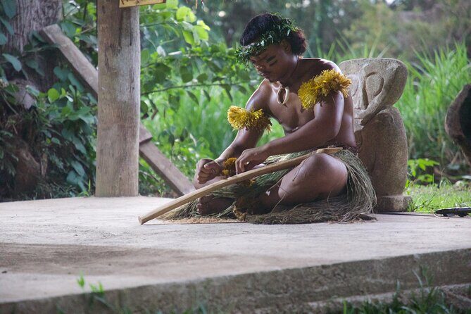 Cultural Night Tour - The lovo earth-oven dinner: watch it unearthed, then eat