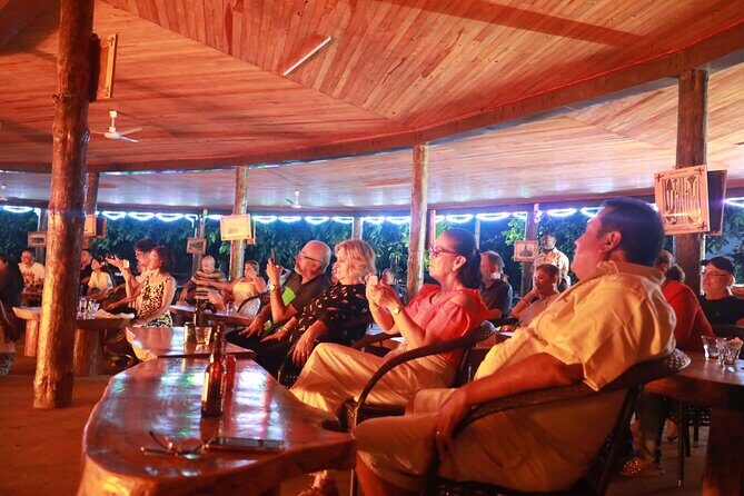 Cultural Night Tour - Meke show and fire dance: the big energy payoff