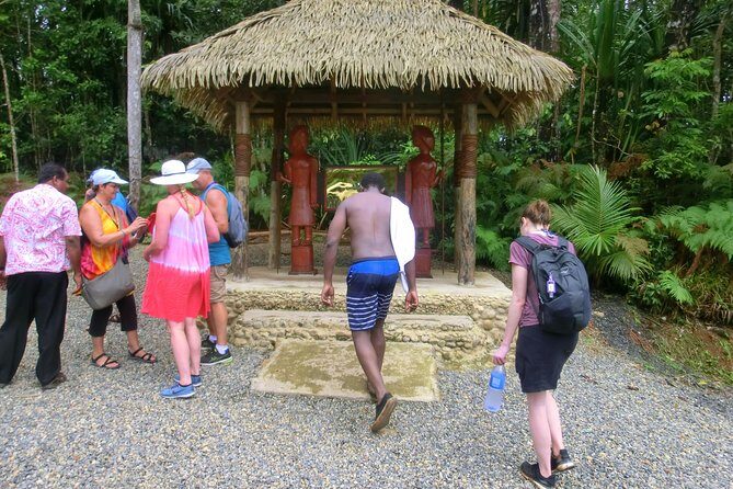 Customized Suva day tour - City history stops: learn the story behind the streets