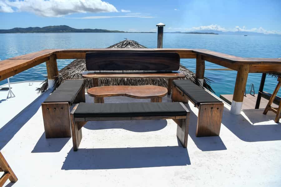 Fiji: Cloud 9 Floating Bar and Pizzeria Day Trip - DJ Sets and the Surround-Sound Effect You’ll Feel