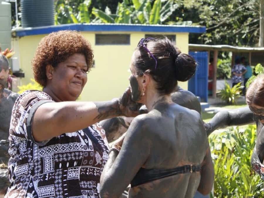 Fiji: Discover Nadi with Sabeto Hotspring and Mudpool Tour - Garden of the Sleeping Giant: A Scenic Break Before the Mud