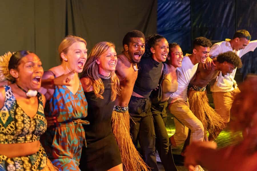 Fiji Untold at VOU HUB: Night show, Nadi - Pre-show time: snacks, soft drinks, and the performer photo