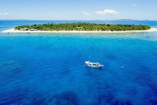 Fijian Islands and Snorkel Full-Day Whales Tale Cruise including Beach BBQ Lunch - Weather, Wind, and the Realities of Snorkeling