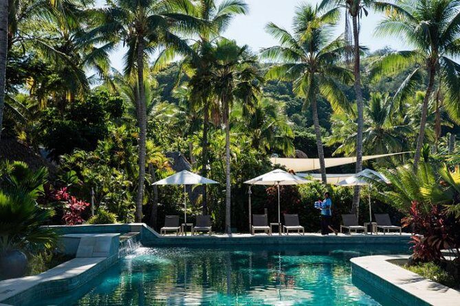 Full Day Castaway Island with Lunch - Lunch on Castaway: included food with a resort setting