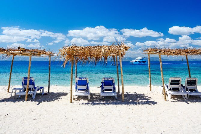 Full Day South Sea Island with Lunch & Drinks - The Semi-Submersible Coral Viewer: See the Reef Mostly Dry