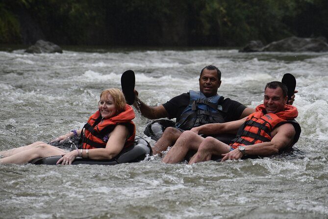 River Tubing Fiji / Suva Shore Excursion Cruise Ship Passengers - The longboat ride on the Navua River: scenery you can actually enjoy