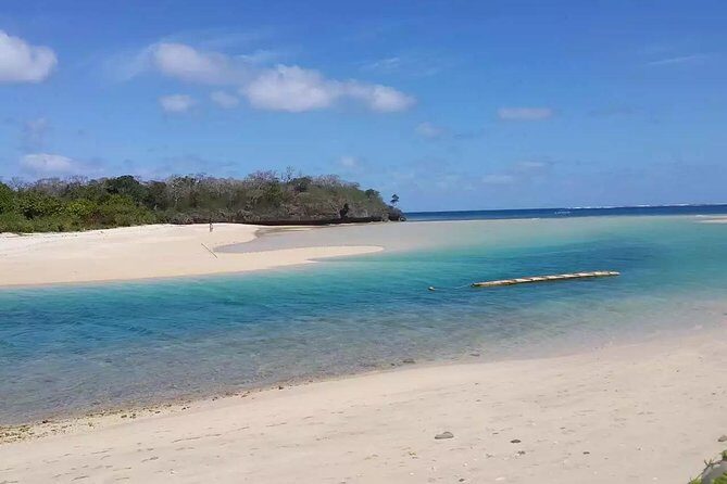Round The Island Day Trip Fiji- Viti Levu - Natadola Beach Sprint: Sand, Surf, and Quick Snorkel Options