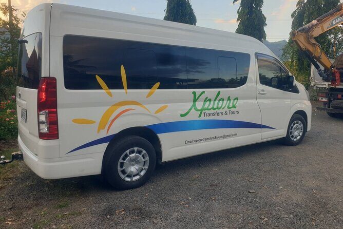 Round-trip Nadi Int Airport - Denarau Hotels (Private Transfer) - The Ride Comfort Details: Air-Conditioned and Bag-Friendly