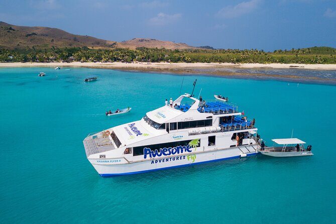 Yasawa Islands Explorer Cruise with Lunch - The Big Value: Lunch, Transfers, and a Small Group
